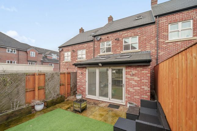 Town house for sale in St. Johns Avenue, Wakefield, West Yorkshire