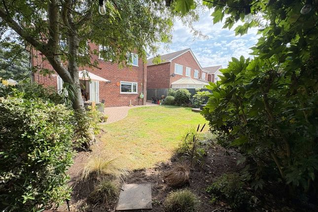 82, Sandy Lane, Lydiate photo 3