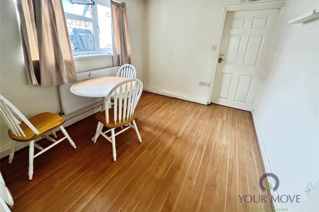 15, Mayfair Close, West Midlands photo 3