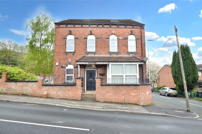 1-bed flat on 3, Whitehall Court, West Yorkshire, £27,500