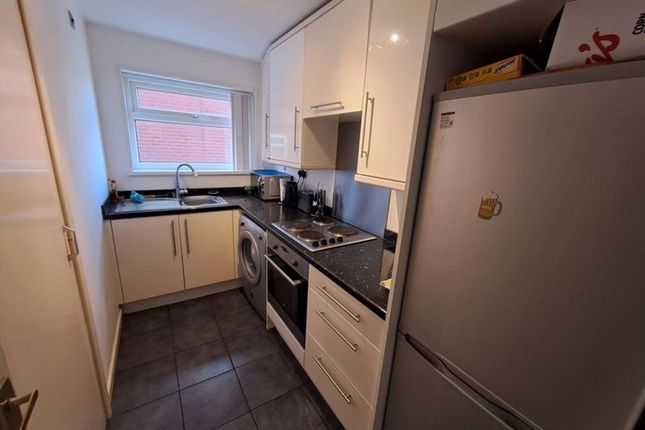 Flat for sale in Clairville Close, Bootle