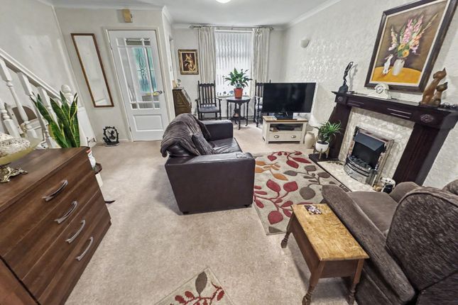 56 Parry Street, Ton Pentre photo 3
