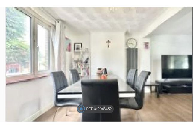 Terraced house to rent in Moore Road, Swanscombe