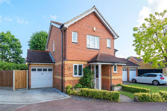 3-bed house on 19, Sherbourne Gardens, Surrey, £490,000