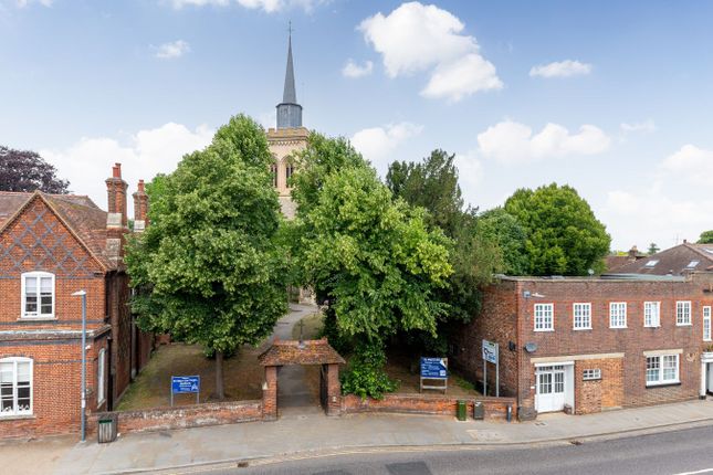 Apartment 8, Hitchin Street, Baldock photo 3