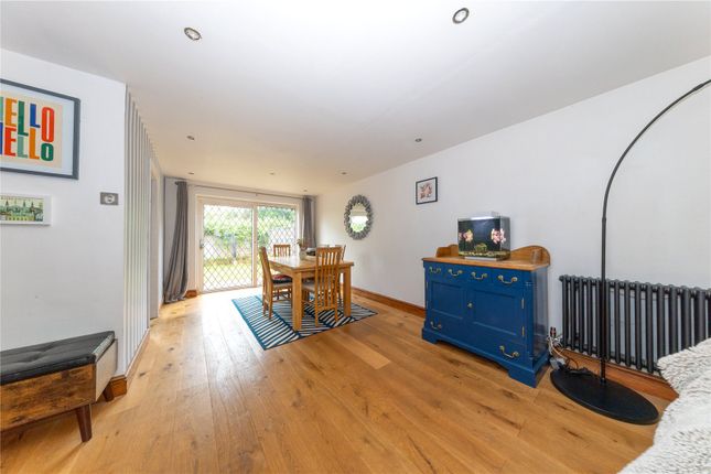 82, Buckingham Drive, Bedfordshire photo 4