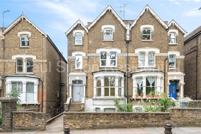 Thumbnail Flat for sale in Green Lanes, London