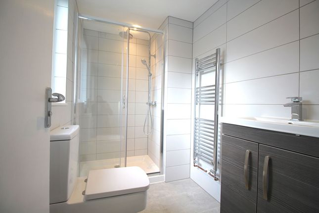 Room 4, 12 Cowper Street, Hove photo 4