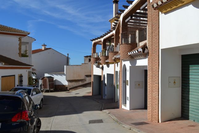 Thumbnail Semi-detached house for sale in Almogia, Málaga, Andalusia, Spain