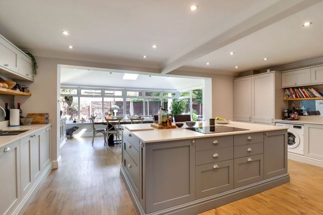 13, Chewter Lane, Windlesham photo 3