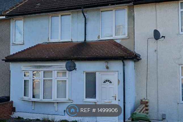Thumbnail Terraced house to rent in Farmway, Dagenham