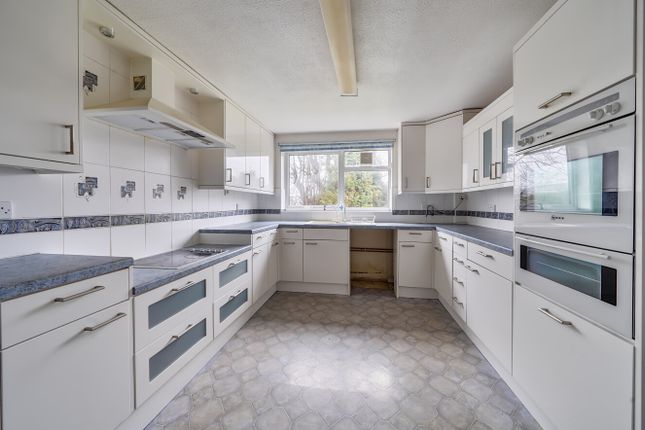 6, Balmoral Close, Hampshire photo 4