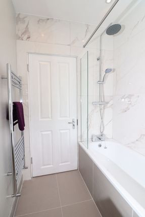 51WILTRM4, Large Double Room Available, Southampton photo 5