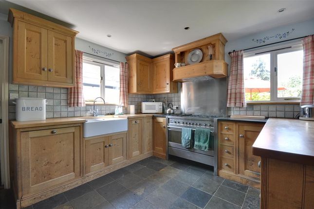 Thumbnail Detached house for sale in Ashford Road, Bethersden, Kent