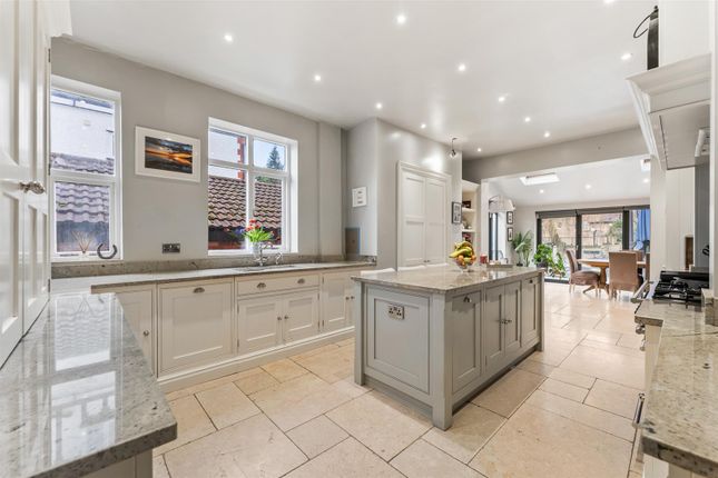 12, Warwick Road, Altrincham photo 3