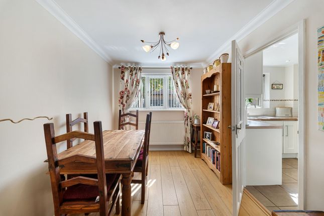 89 St. Bridgets Close, Warrington photo 4