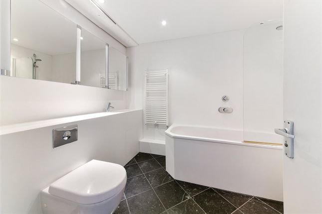 Flat for sale in Ice Wharf, New Wharf Road