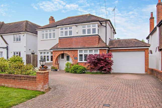 Detached house for sale in Oak Hill, Epsom