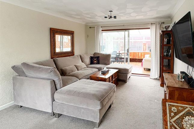 156, Highdown Drive, Littlehampton photo 3