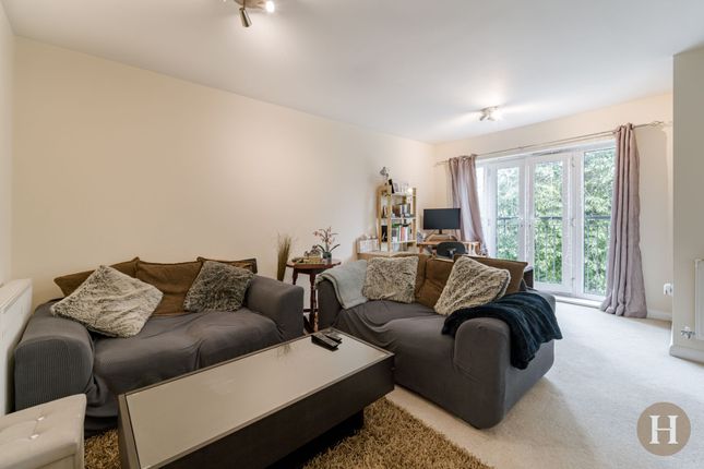 94 Court Oak Road, Birmingham photo 3