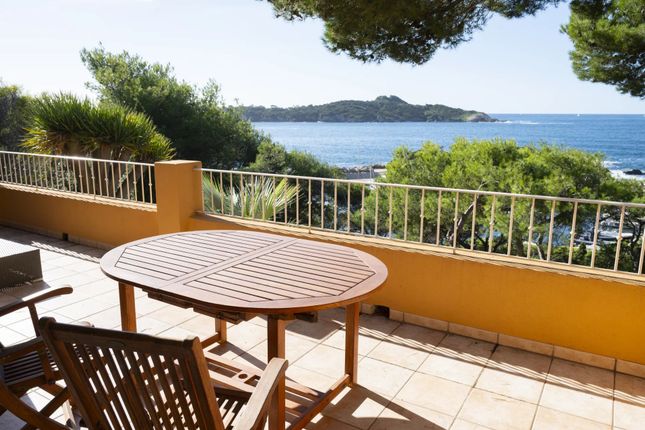 Villa for sale in Hyeres, Provence Coast (Cassis To Cavalaire), Provence - Var