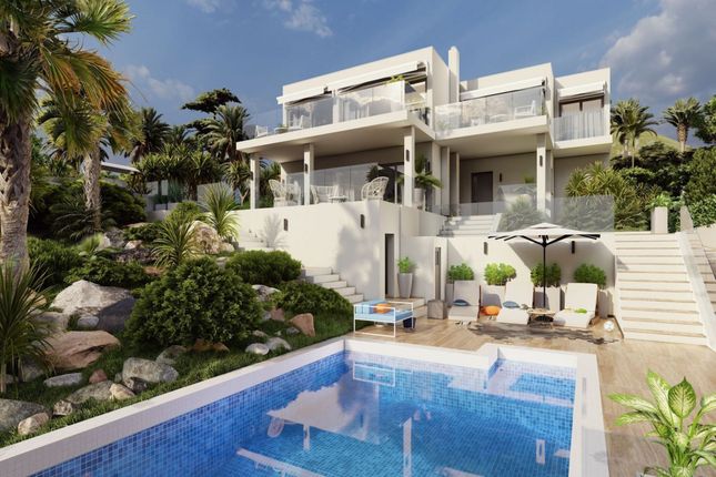 Villa for sale in Santa Ponsa, Majorca, Balearic Islands, Spain