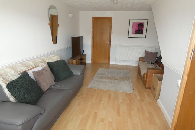 44, Mackworth Drive, Cimla photo 2