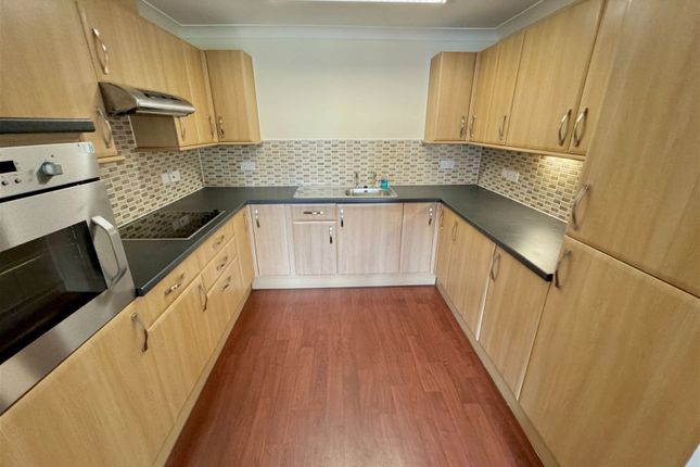Flat for sale in Lode Close, Soham, Ely