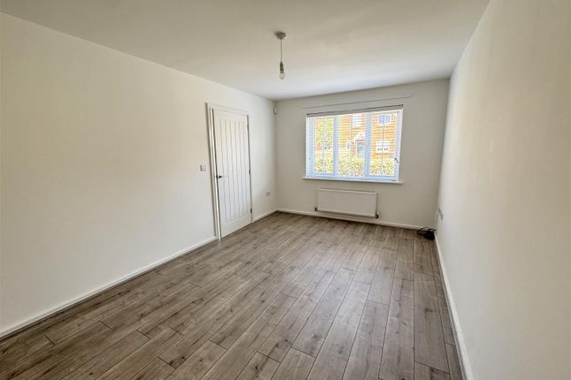 24, Jenkinson Lane, Ellesmere Port photo 2