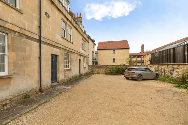 Flat, 4, Old Orchard Cottages, Bath photo 2