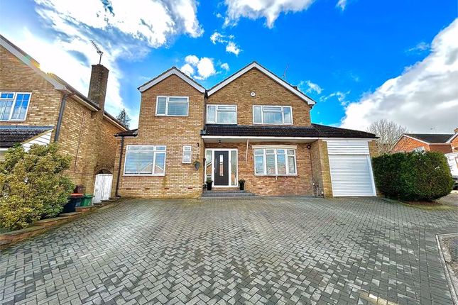 Detached house for sale in Brierley Close, Dunstable