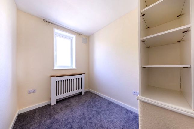 Terraced house to rent in Green Lane, Morden