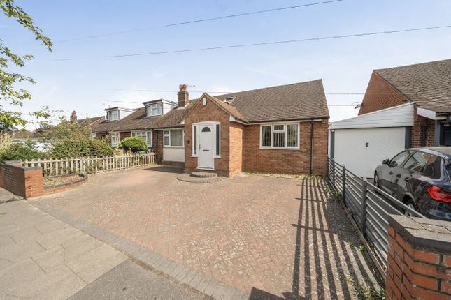 3-bed bungalow on 319, Leagrave High Street, Bedfordshire, £425,000