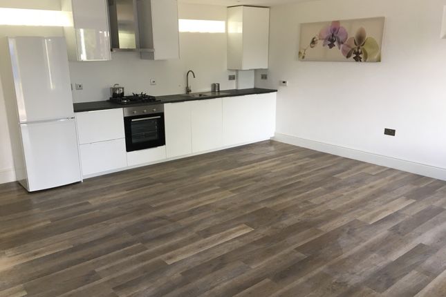 40, Glenlea Road, London photo 2