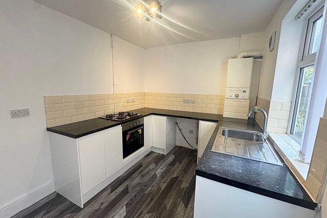 14, Norwood Avenue, Manchester photo 4