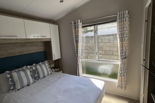 Holiday Home, Willerby Canterbury, Towyn Road, Towyn photo 5
