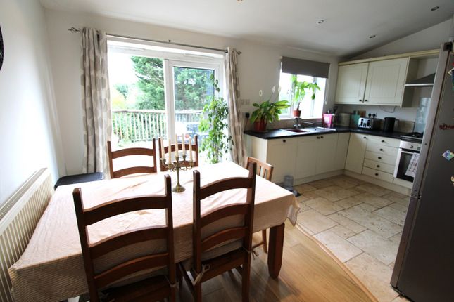 62, Fairfield Road, Bridgend photo 3