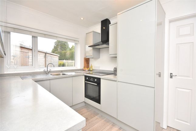 43, Milton Drive, Leeds photo 2