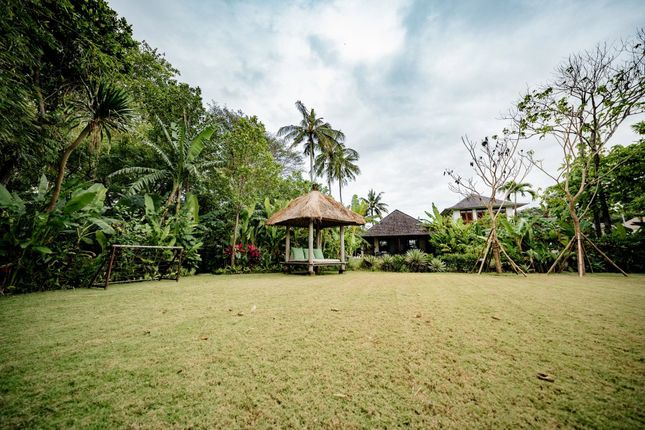 Villa for sale in Steseh, Sobangan, Canggu