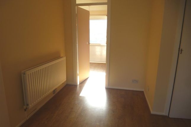 35, Brookside Close, MILTON KEYNES photo 4
