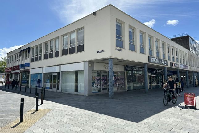 Thumbnail Retail premises to let in 18 Queensway, Crawley