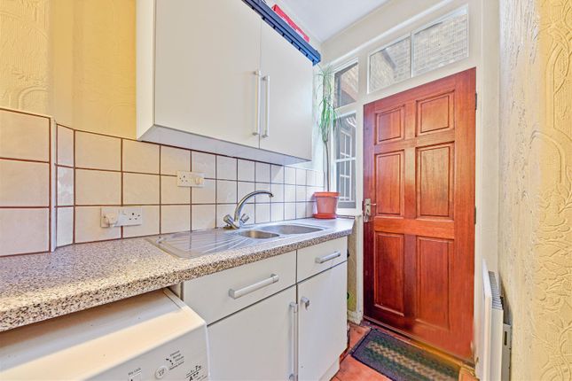 Terraced house for sale in Cyprus Street, London