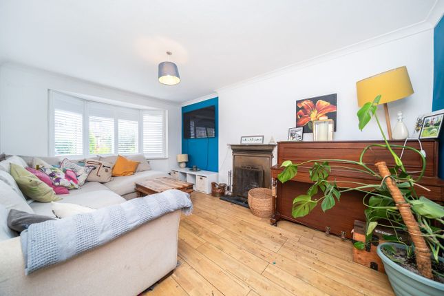 8, Greenlands, Flackwell Heath photo 4