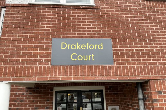 1-bed flat on Flat 38A, Drakeford Court,, Wolverhampton Road, Staffordshire, £65,000