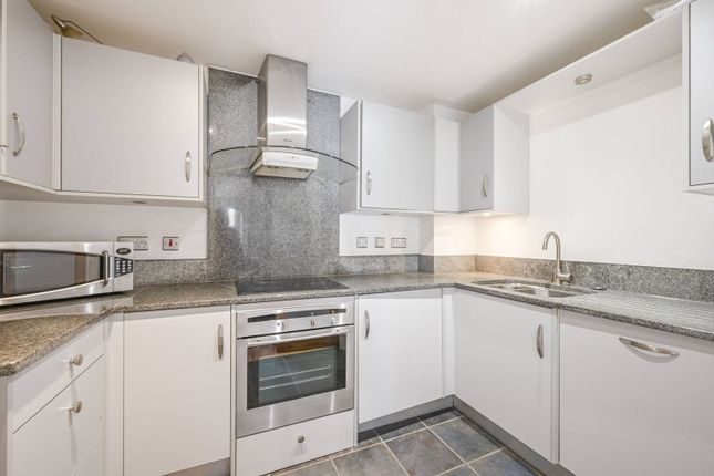 Thumbnail Flat to rent in St David Square, Canary Wharf, London