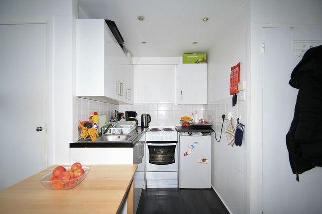Studio to rent in Seven Sisters Road, London
