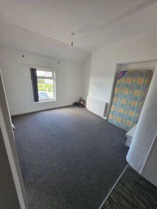 49C, Mold Road, Buckley photo 3