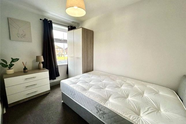 1-bed house on ROOM 2, 4, Delacy Crescent, West Yorkshire, £400/mo