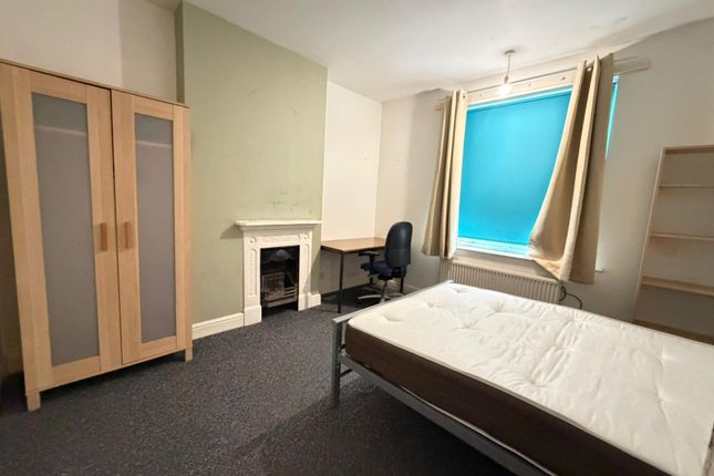 11, Upperton Road, Leicester photo 5