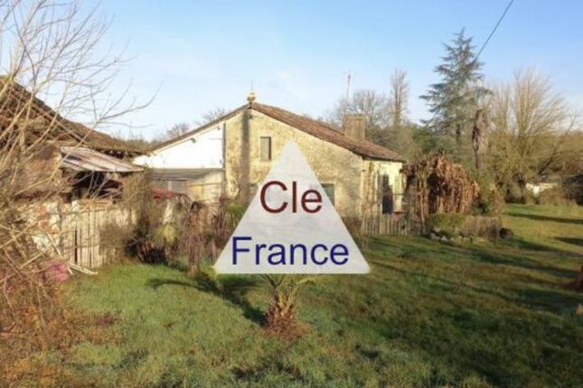 Detached house for sale in Saint-Pe-St-Simon, Aquitaine, 47170, France